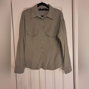EUC Zara Olive Button Down Shirt Size Small  Like NEW EUC